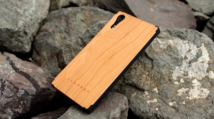 Xperia XZ用 木製スマートフォンケース　walnut