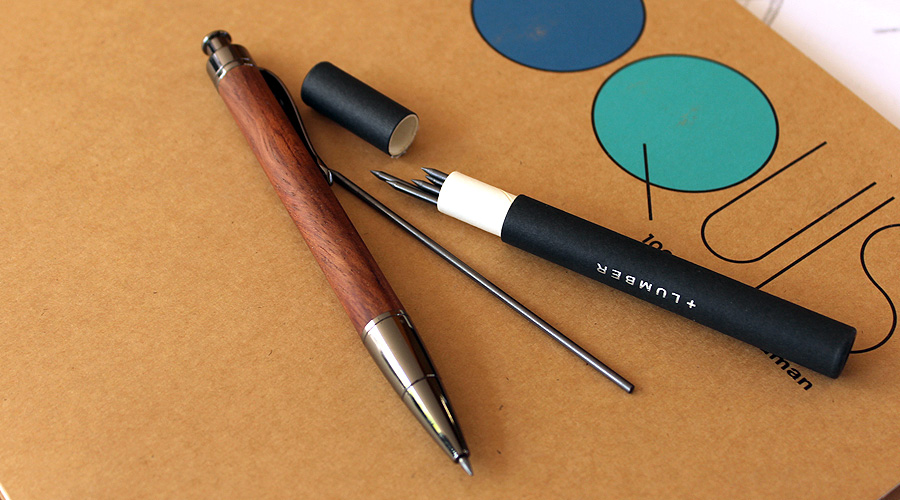 鉛筆の書き味とシャープペンの利便性