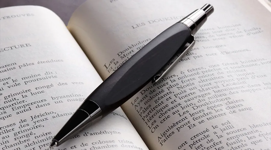 銘木をプラスした木製シャープペンシル